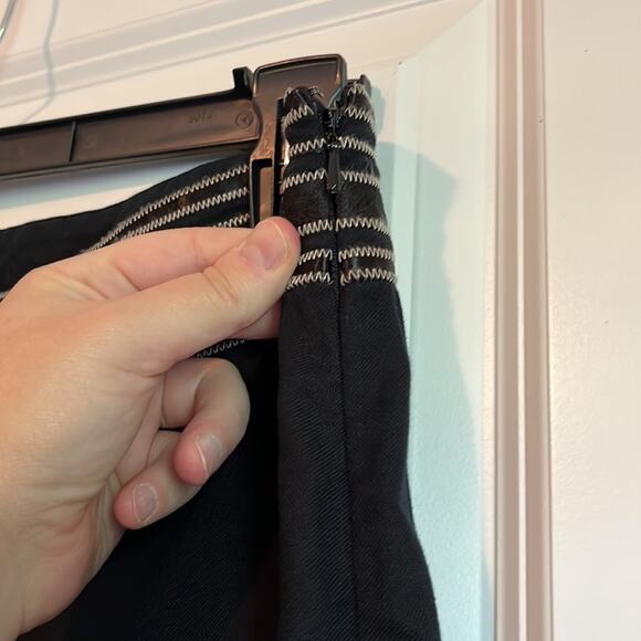 Kenneth Cole New York Black Pants - Picture 10 of 10